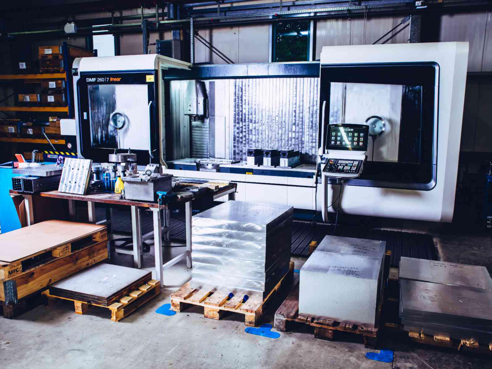 Produktion langer schwerer Werkstücke - Werner Huebner GmbH